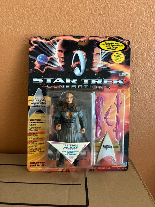 1994 Action Figure Star Trek Generations B'Etor Klingon Warrior NIP