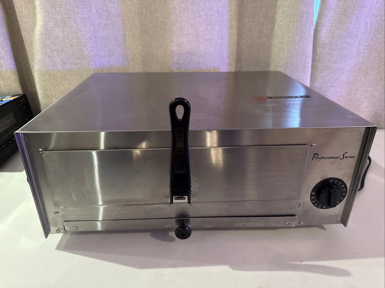 **PROFESSIONAL SERIES PIZZA OVEN - Amazing Condition - Tested / Working