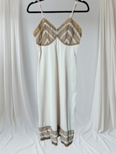 VTG 60s Twin Roses Full Slip Size 30-32  Short Pink Nylon Brown Lace Women  s XS