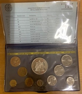 FRANCIA 1980 Divisionale 9 monete 50 franchi in argento gr 30