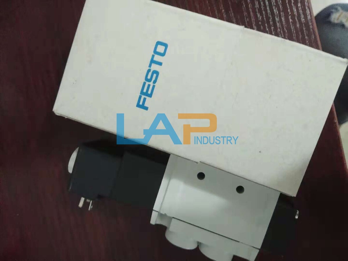 1PCS NEW FOR FESTO Solenoid Valve VUVY-F-L-M52-AH-G14-2AC1 545422