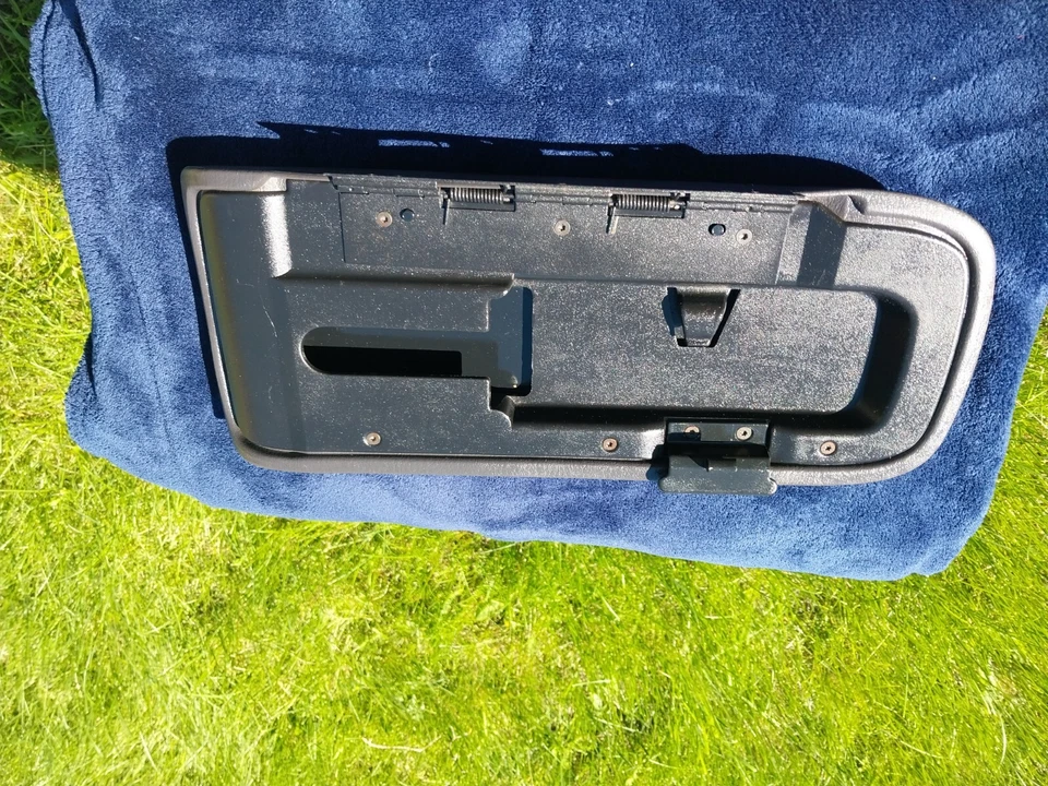 ¡¡¡IMPRESIONANTE OFERTA!!! Chrysler 300M 1999-2004 reposabrazos central consola tapa Foto 2 de 3