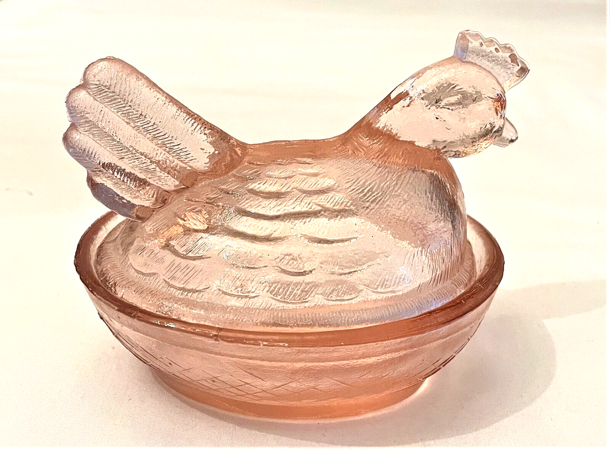 Indiana Pink Glass Chicken Hen Roaster On Nest Basket Covered
