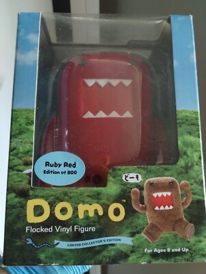 Domo 5.5 Plüschtier - Dark Horse Deluxe - Rote Herde - Ultra selten