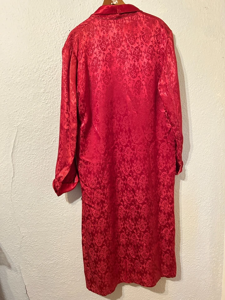 复古 20 世纪 50 年代男式长袍吸烟晚装夹克 Hugh Hefner Knights 锦缎红色 — 第 2/4 张图片