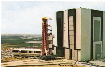 NASA APOLLO SATURN V LEAVING VEHICLE ASSEMBLY BUILDING Space Postcard 22860