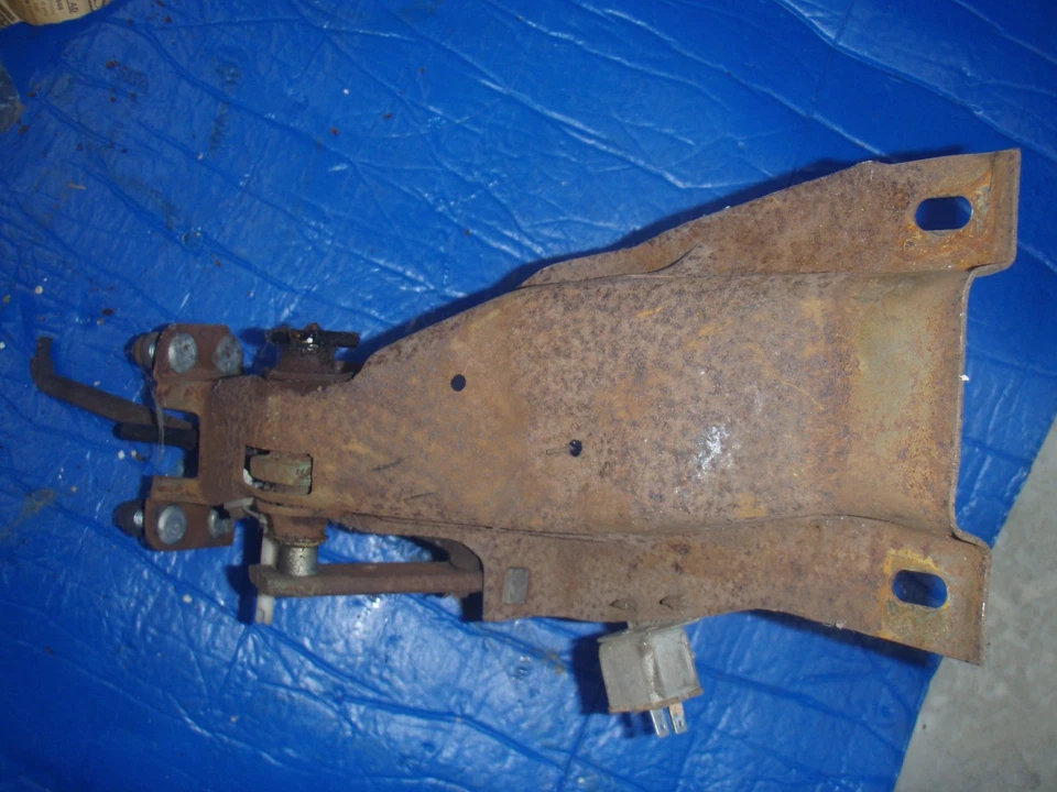 Pontiac73 74 75 1973 1974 1975 VENTURA GTO PEDALES STICK 4 velocidades pedal chevy Foto 4 de 4