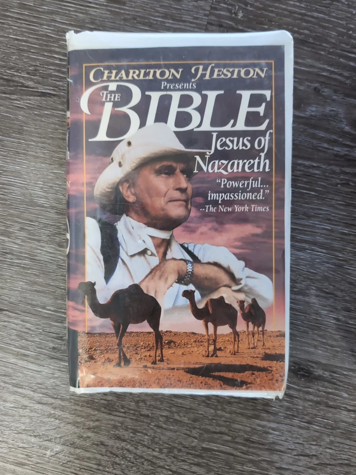 Used VHS Mixed Lot Including The Bible, Noah's Ark, MicroComos And More Must See - Imagem 2 de 4