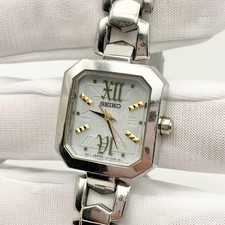 SEIKO Solar Ladies Square Silver Wristwatch Timepiece Authentic Rare
