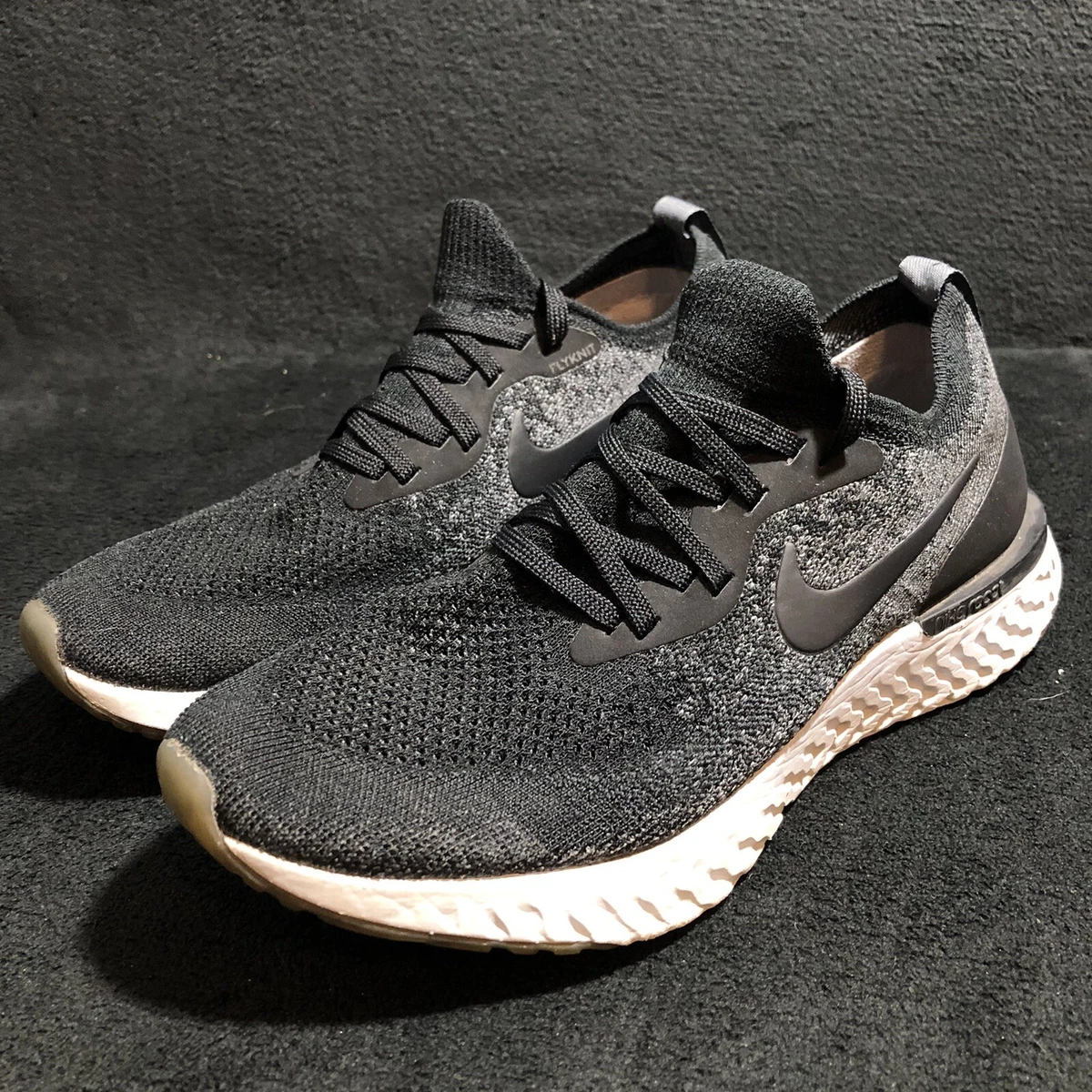 Nike Epic React Flyknit Size 8 Women s AQ0070 001 EUC Clean