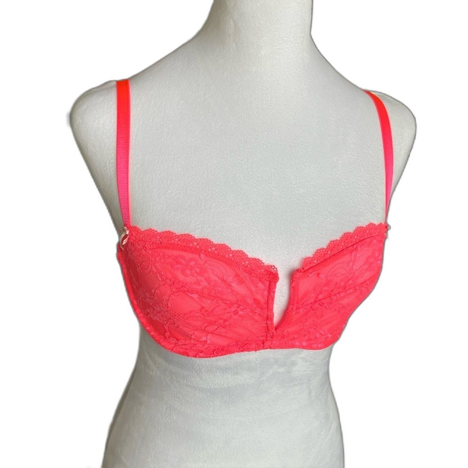 Sujetador Bralette Victoria’s Secret Alambre Encaje Talla 32DD-image