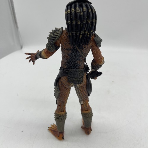 NECA Predator Action Figure 2011 - Picture 5 of 7
