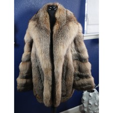 Gorgeous Directional Pely Crystal Fox Fur Coa...