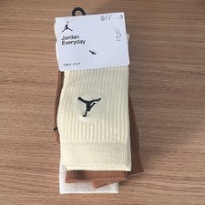 Jordan Everyday Crew Socks Size Youth 5Y-7Y, Womens 6-10, Mens 6-8