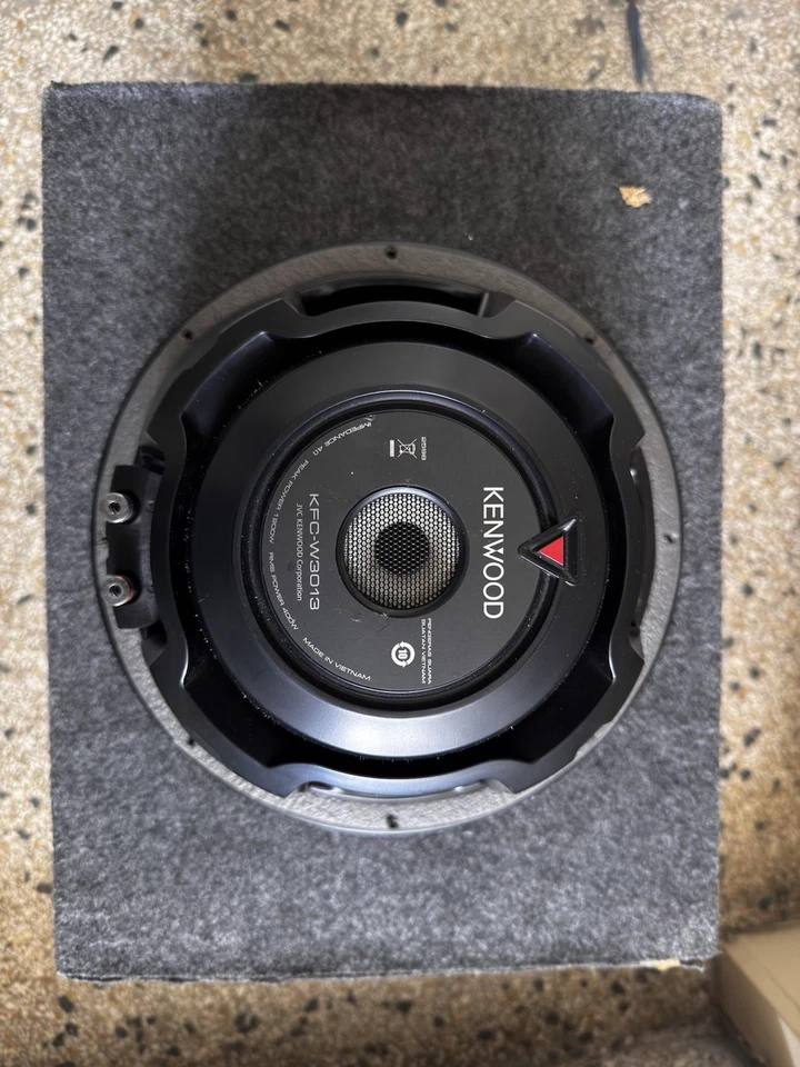 Kenwood KFC-W3013 12" Subwoofer 1200W Car Audio Speaker with Box –Tested Working - Bild 2 von 3