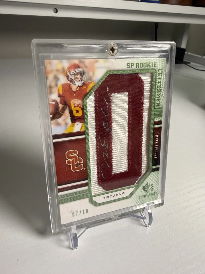 Mark Sanchez 2009 SP Threads Rookie Letterman Patch Rookie Auto SP /10 - Image 4 of 4