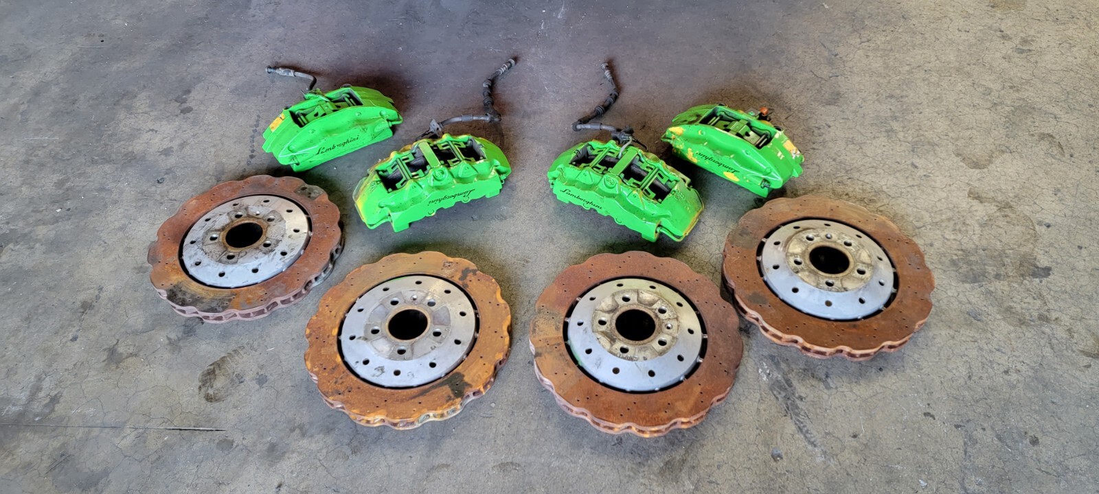 LAMBORGHINI HURACAN STEEL BRAKE DISC ROTORS CALIPERS SET STEEL BRAKE SET OEM 