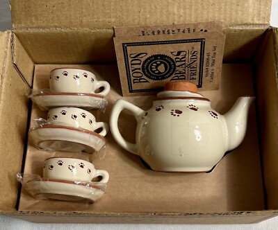 Boyd s Bearware Pottery Works #02000-65 Caitlin's Mini Tea 8 Pc. Set  MIB