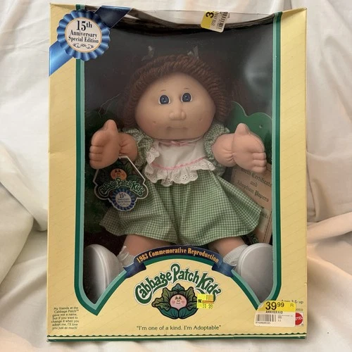Cabbage Patch Doll 15th Anniversary Edition 1998 / Green Dress Blue Eyes NEW NIB