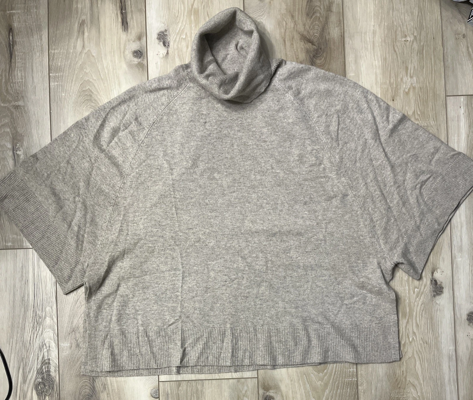 Lauren Ralph Lauren Cashmere Blend Poncho Sweater Heather Taupe Size S/M NEW