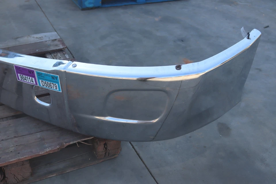 Parachoques delantero Peterbilt 579 2018-2023 cubierta cromada N71-6129-100 OEM Foto 4 de 4