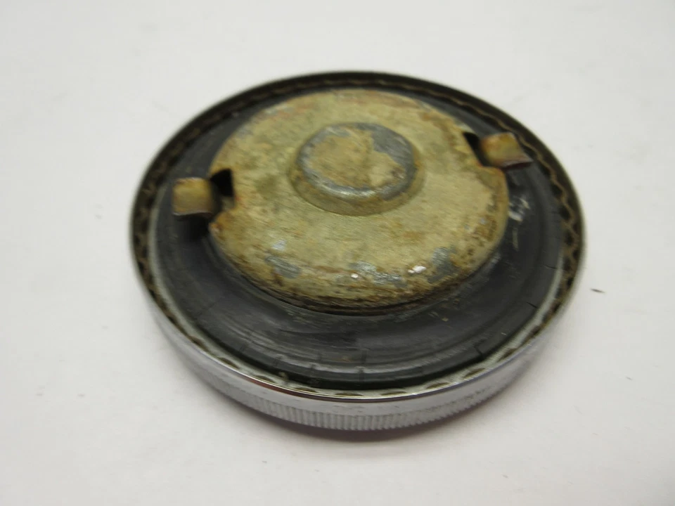 1964-1966 YAMAHA YA6 YA 6 FUEL TANK CAP - Image 3 of 4