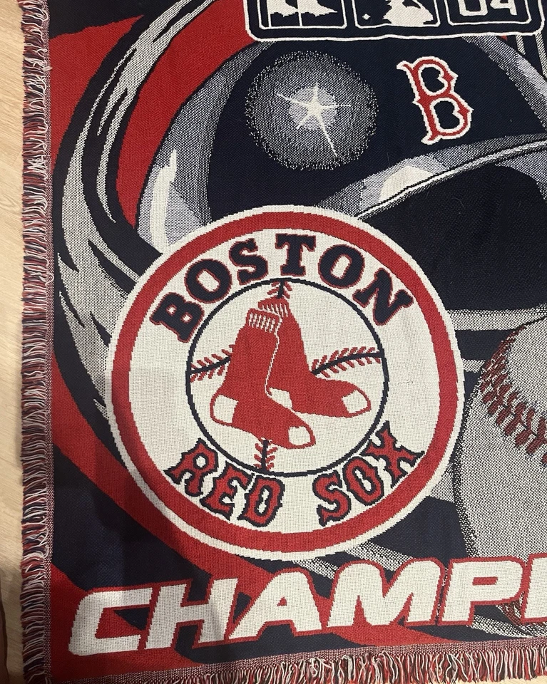 NWOT Boston Red Sox 2004 World Series Champions Triple Woven Blanket Throw - Image 3 of 4