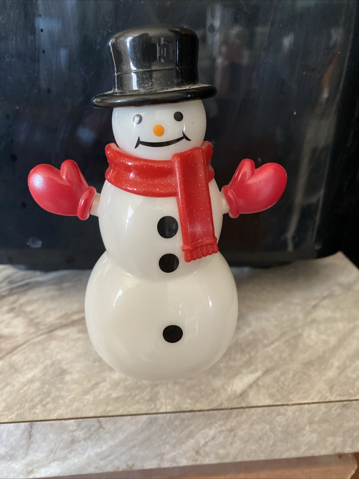 NEW Bath & Body Works Snowman Wallflower Plug for Christmas Holiday Décor-image