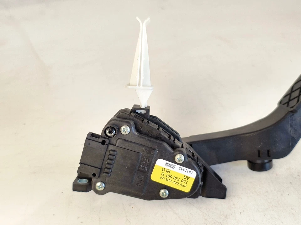 07-15 AUDI Q7 ACELERADOR GAS PEDAL SENSOR MONTAJE OEM Foto 2 de 3