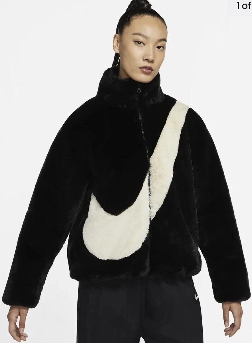 Nike fuzzy best sale jacket