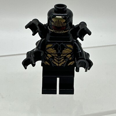 LEGO MARVEL SUPER HEROES OUTRIDER EXTENDED ARMS MINIFIGURE sh505 USED FROM 76125