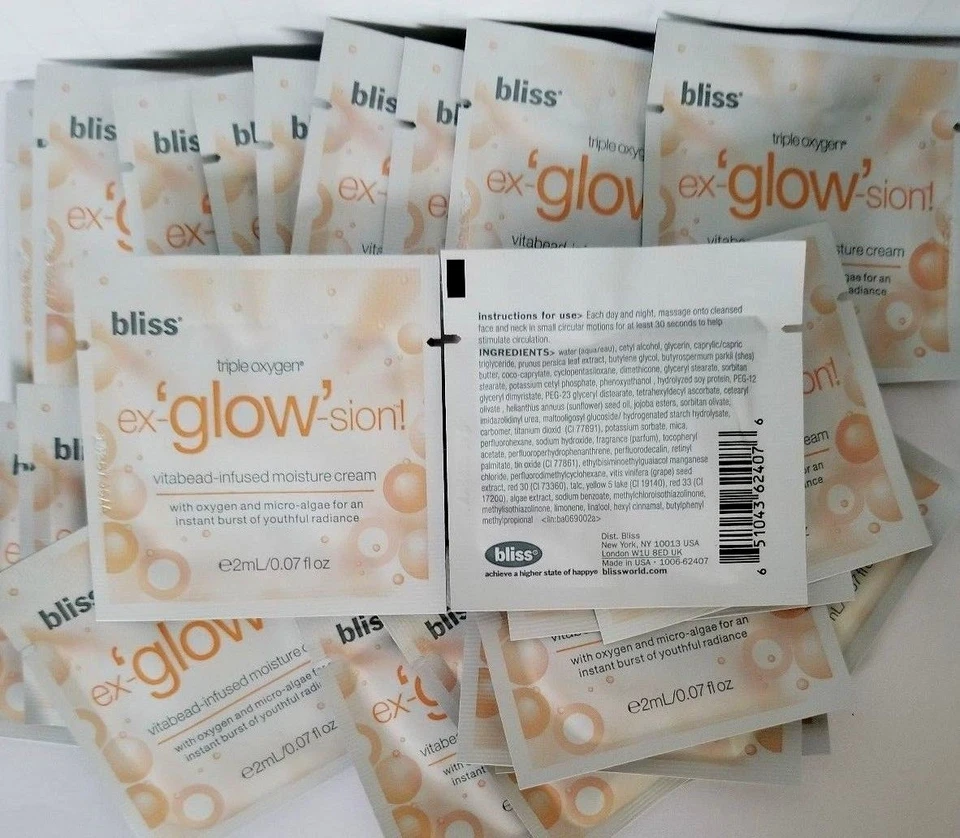 Crema hidratante con infusión de Vitabead 100 BLISS Triple Oxygen ex-GLOW-sion 0,07 oz ea Foto 2 de 3