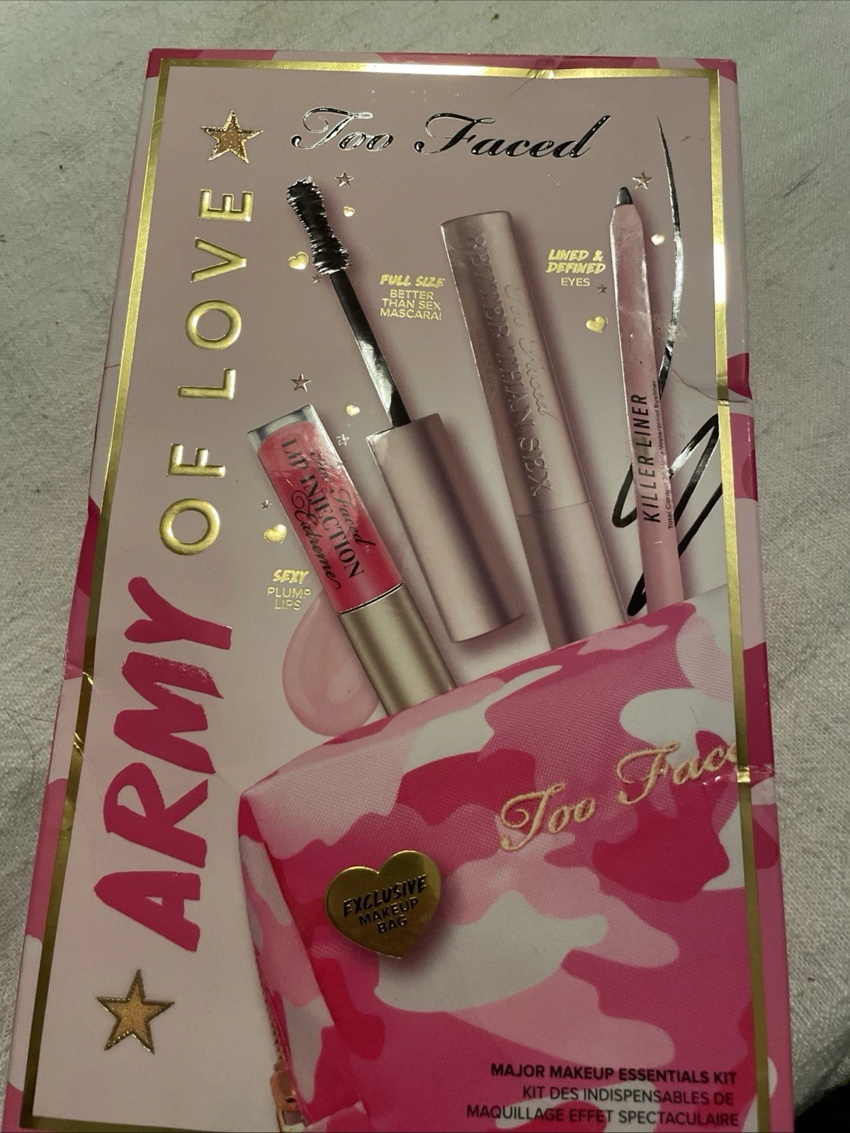 Too Faced ARMY of Love Major Makeup Essentials Kit New Boxed Creased