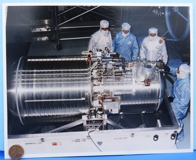 NASA PHOTO vtg Lockheed Upper Atmosphere Research SATELLITE / KODAK Paper
