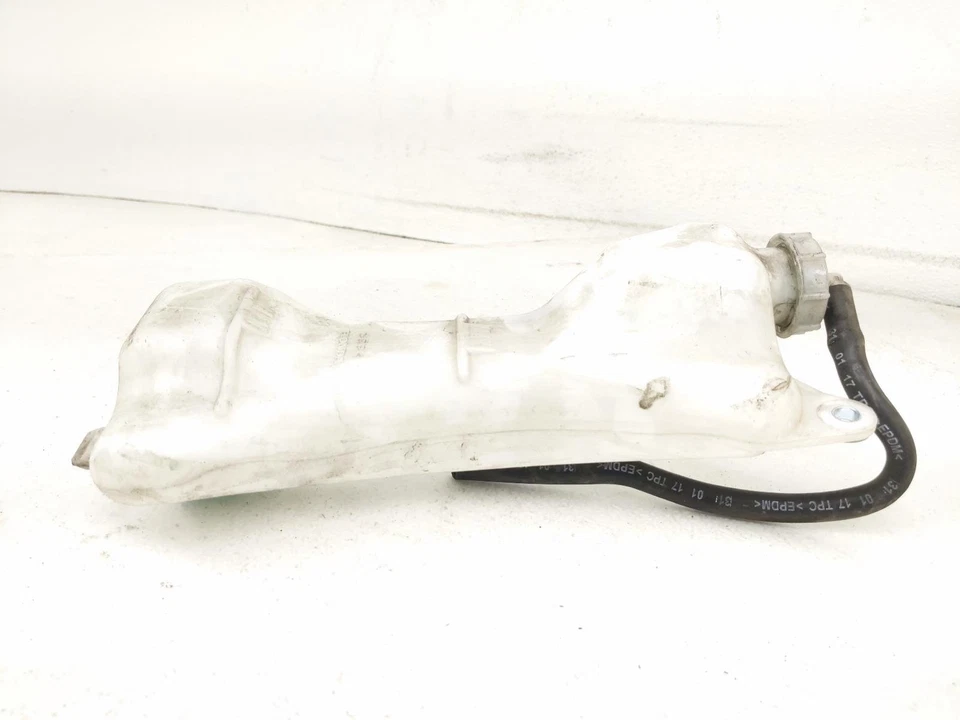 Tanque depósito botella refrigerante radiador Honda Fit 2015-2020 19101-5R1-000 Foto 2 de 4