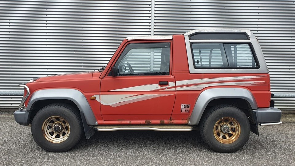 Daihatsu rocky 1997