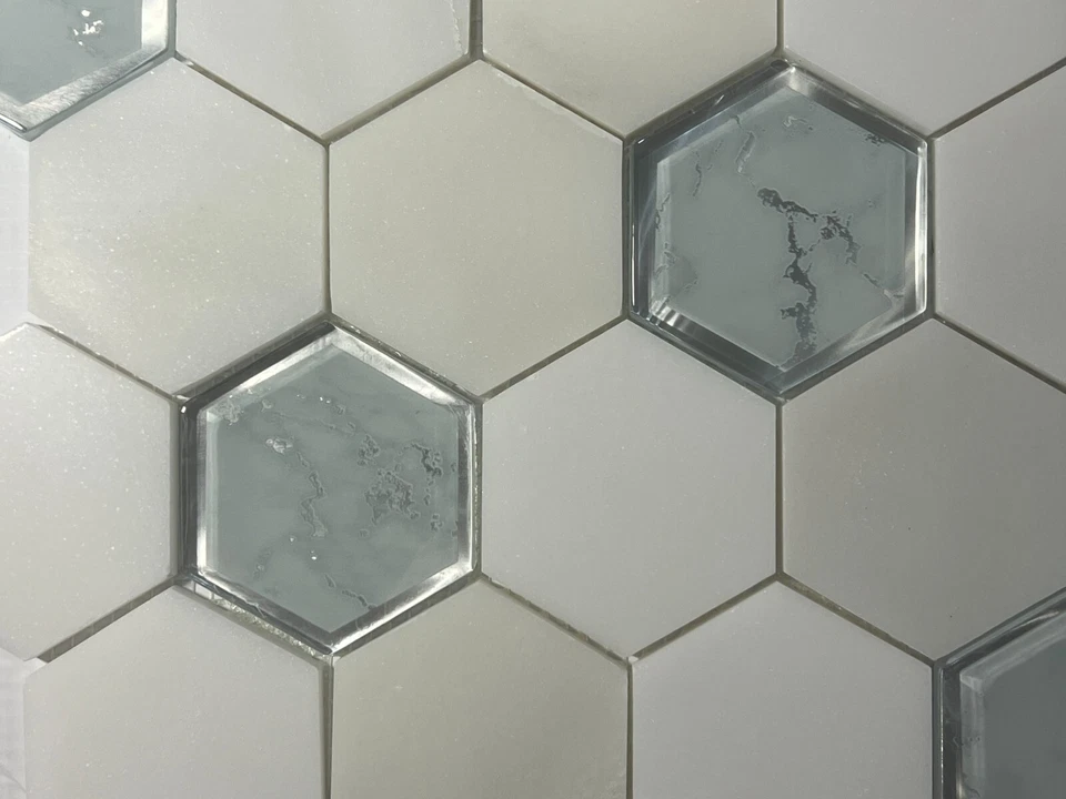 S45 Carrara White Glass Marble Hexagon Mosaic Tile Kitchen Bathroom Polished - Image 2 of 4