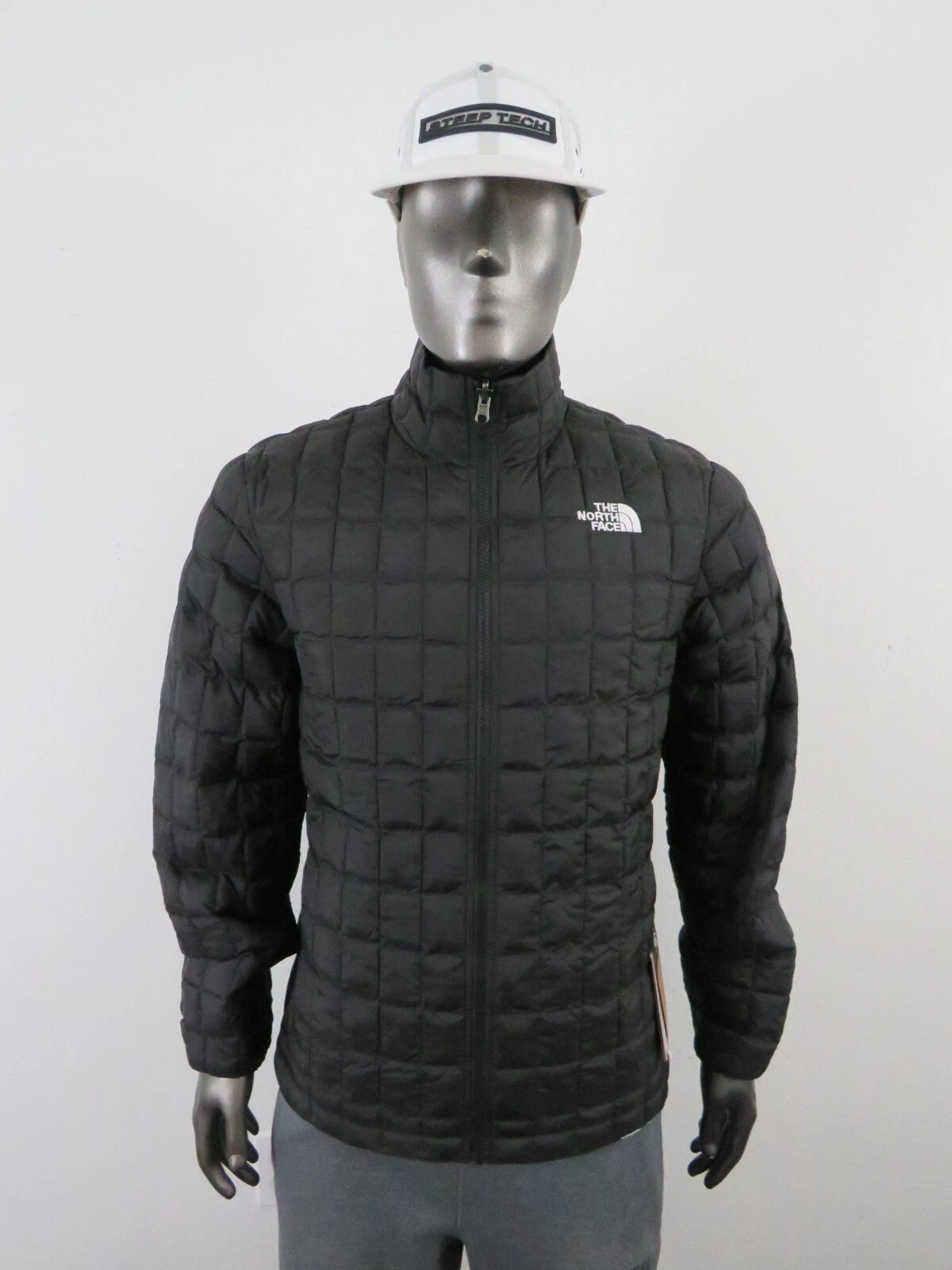 NWT Mens TNF The North Face Thermoball ECO Insulated FZ Puffer Jacket - Black
Opens in a new window