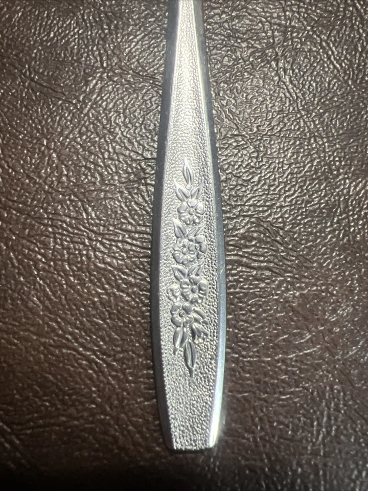 Cuchara sopera y cuchillo de acero inoxidable 1847 Rogers Bros IS ROYAL BOUQUET Foto 3 de 4