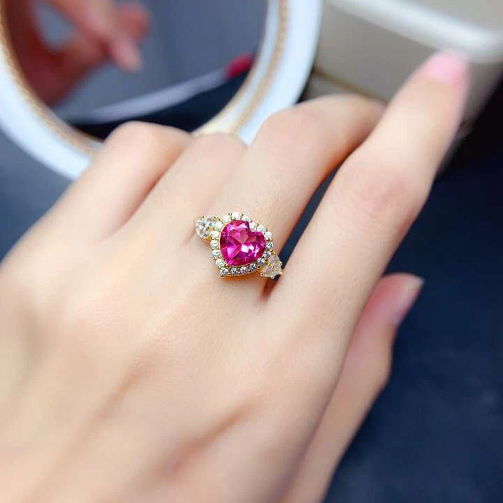 Lujoso conjunto de 3 piezas de piedras preciosas de corindón rojo para mujer niña corazón colgante anillo Foto 4 de 4