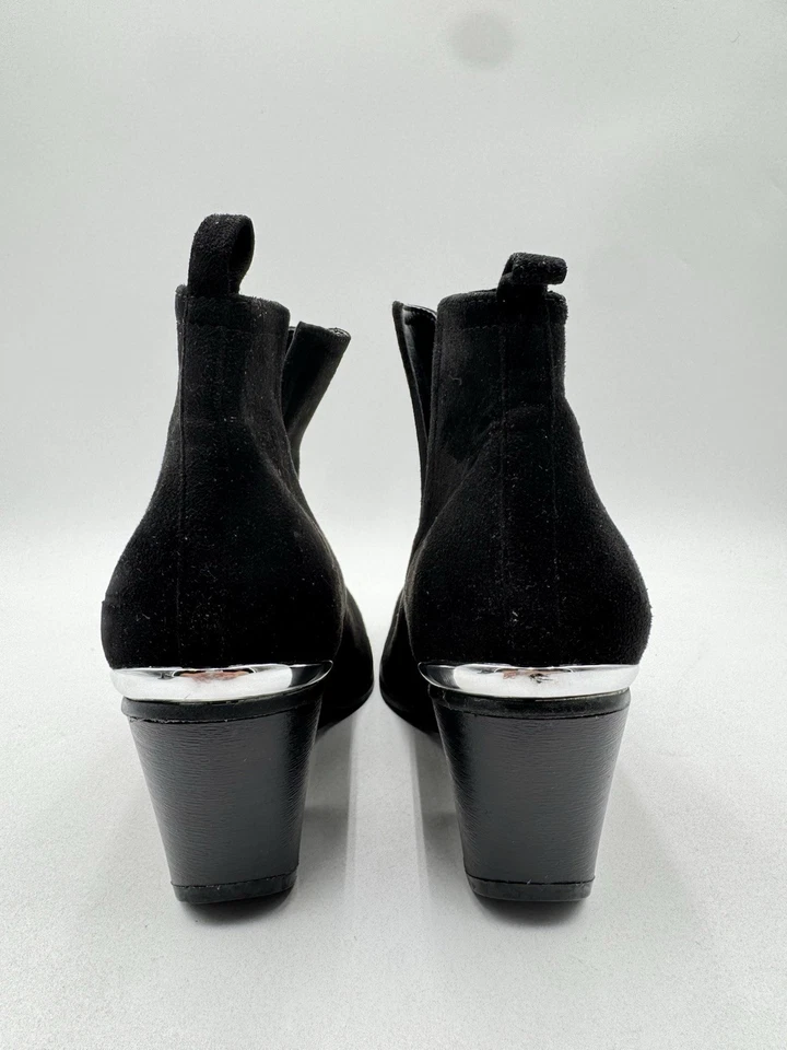 JOURNEE COLLECTION Black Issla Almond Toe Block Heel Slip On Booties Size 12 - Image 4 of 4
