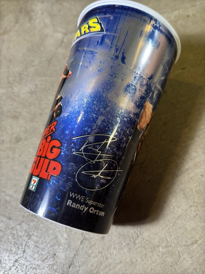 WWE ALL STARS 7-Eleven Superstar Randy Orton Super Big Gulp Cup 2011 por THQ 7-11 Foto 3 de 3