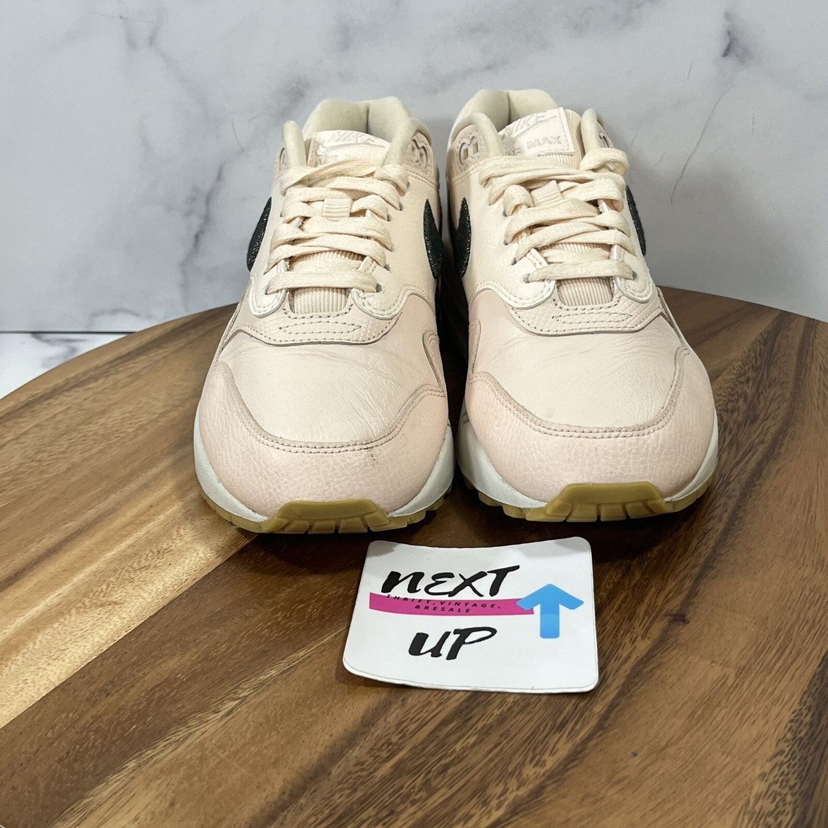 かわいい色合い☆Nike Air Max 1 LX Guava Ice (W) W) ナイキ エア マックス 1 LX グアバアイス 917691-801を購入