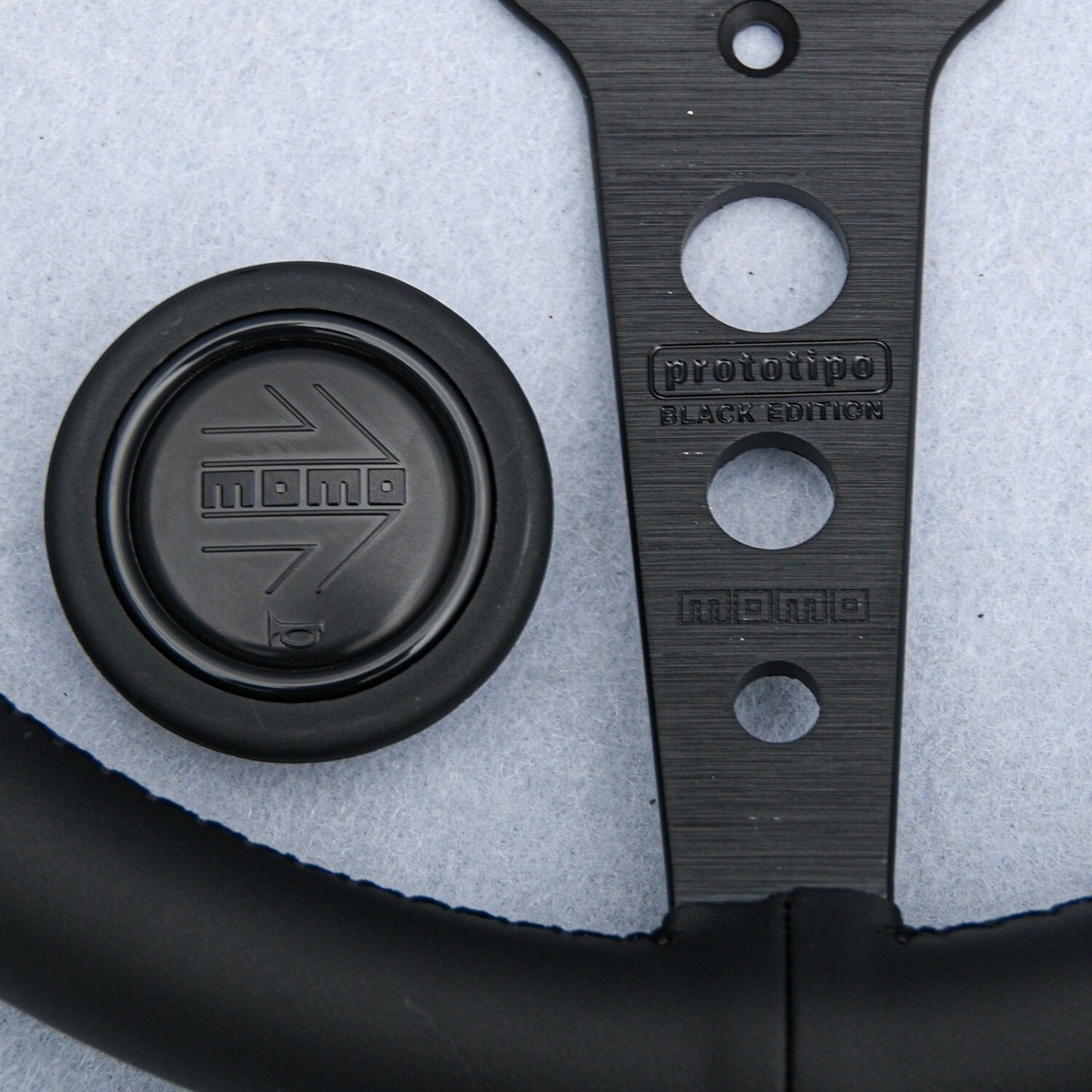 MOMO Prototipo P5 Black Edition 350mm Steering Wheel Genuine MOMO Prototipo P5 Black Edition 350mm Steering Wheel Genuine