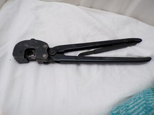 AMP 220015-1 Heavy Duty Crimp Tool.
