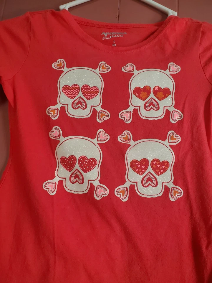 Camiseta AriZona Niñas Pequeña (7-8) Manga Larga Rosa Brillante Esqueleto/Corazón Foto 2 de 4