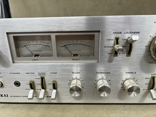Akai AM-2800 Vintage Stereo Amplifier 80W/ Channel - Made In Japan - Must See! - Picture 3 of 9