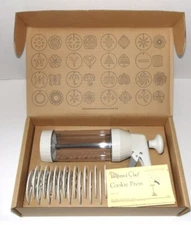 NEW Pampered Chef Cookie Press #1525 Original Box 16 Disc Patterns WHITE Retired