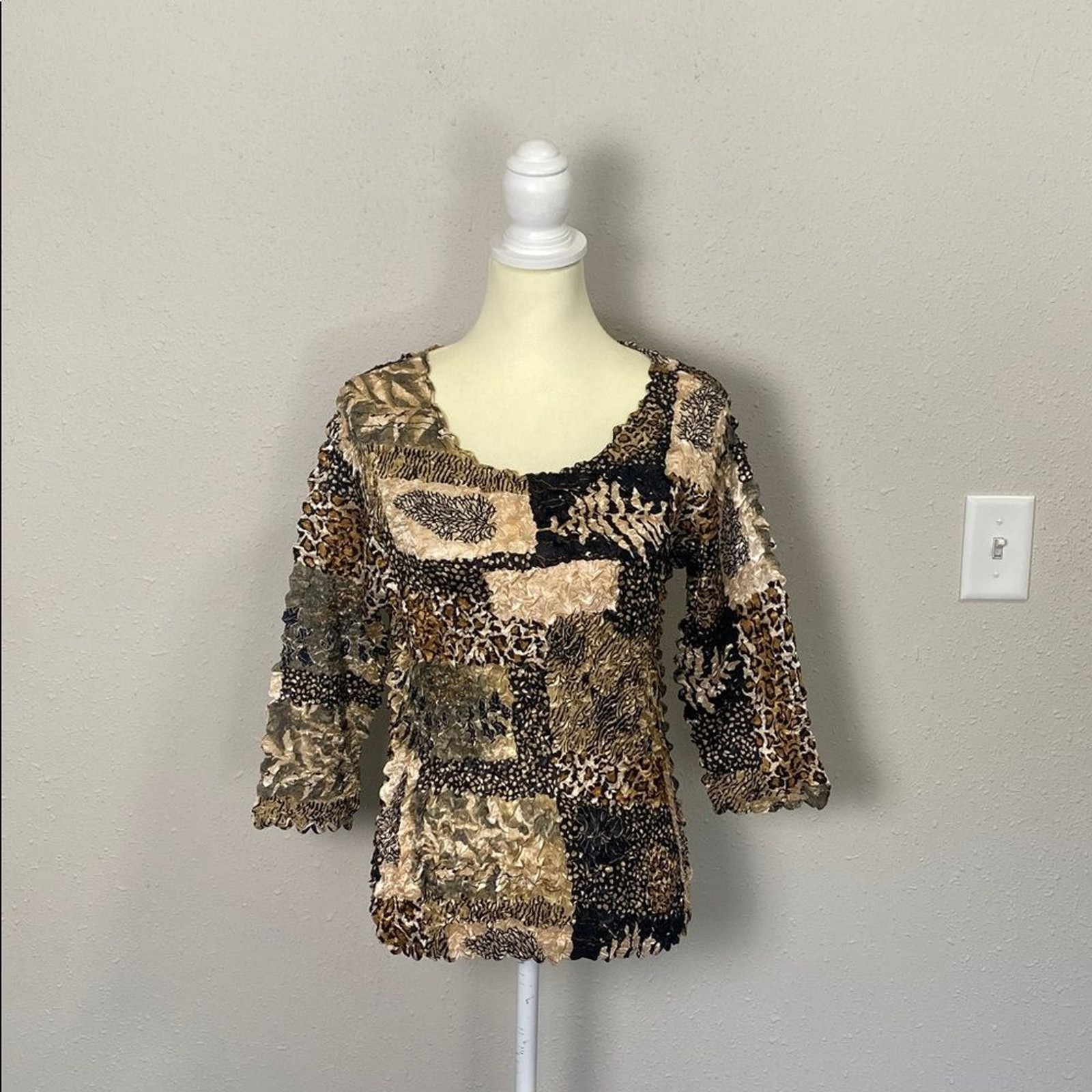 ABC Collection Patchwork Animal Print Crinkle Top… - image 7