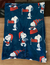 Jay Franco  Sons Peanuts Christmas Snoopy  Woodstock 43X62 Blue Plush Throw